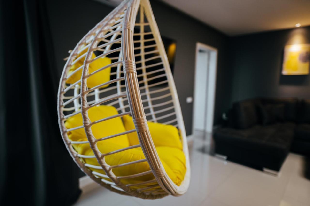 Thome Arena Residence Cluj Napoca Bagian luar foto