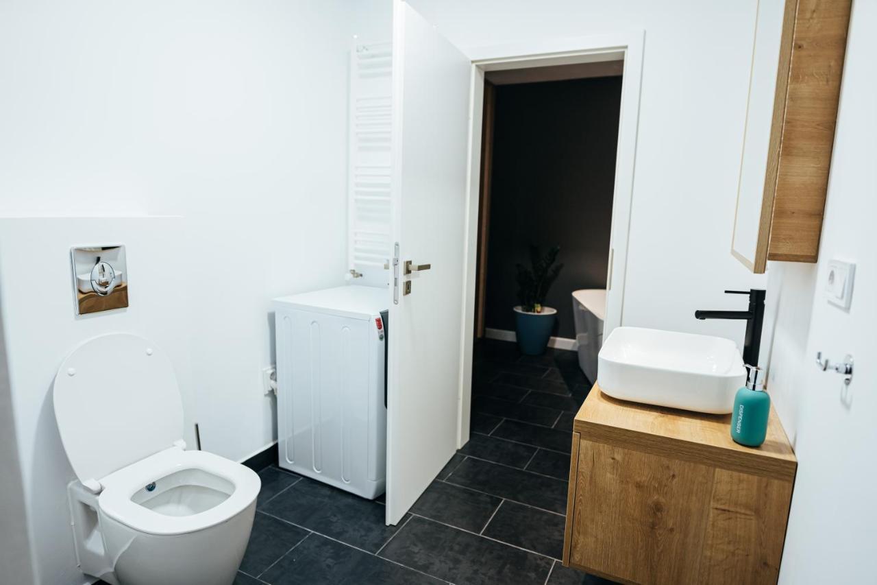 Thome Arena Residence Cluj Napoca Bagian luar foto