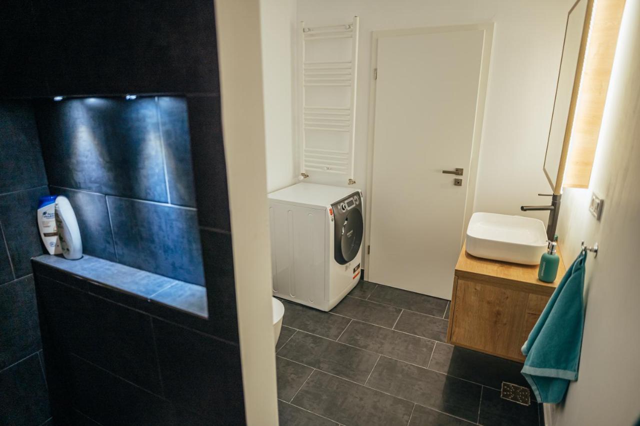 Thome Arena Residence Cluj Napoca Bagian luar foto